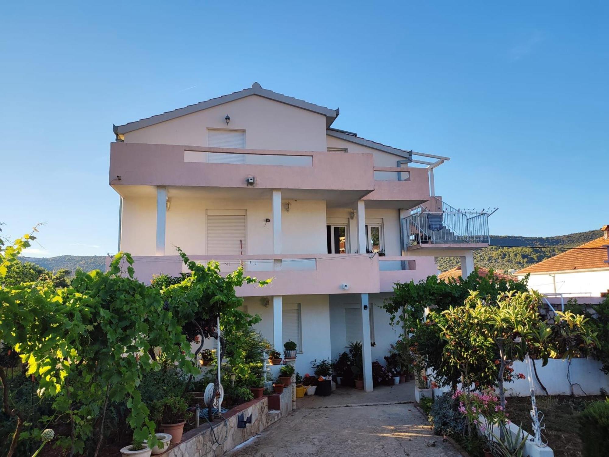 Apartment Slaven Vinisce Exterior photo
